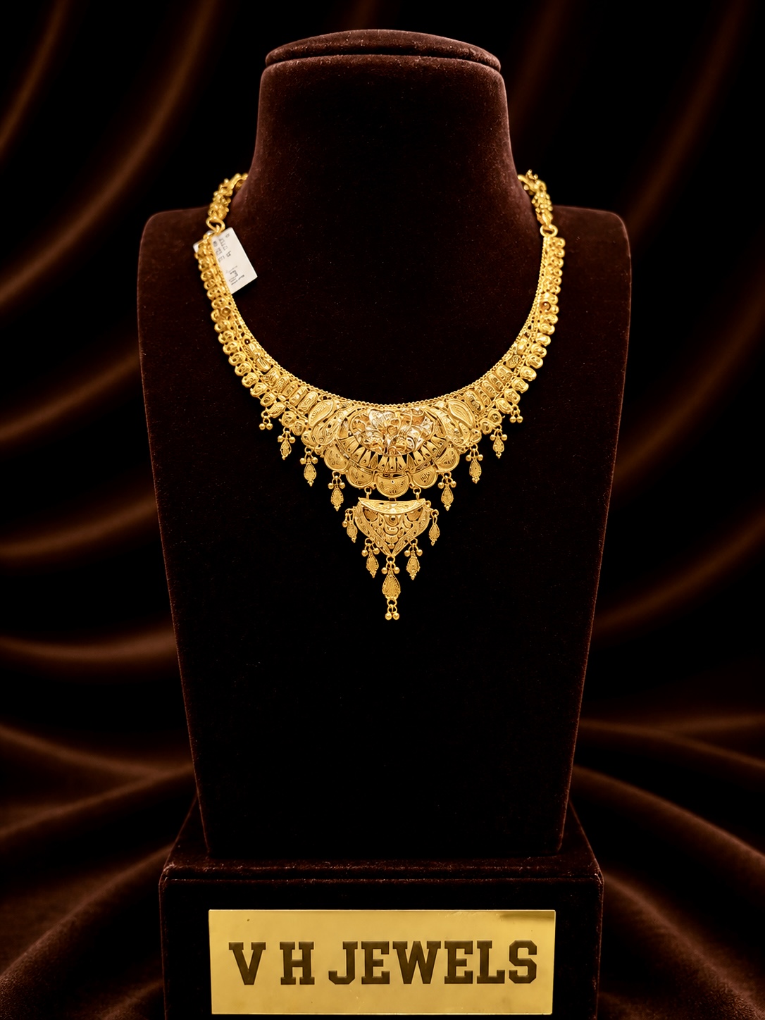 14.270 Gram Choker Style 916 Gold Necklace for Women | VH Jewels