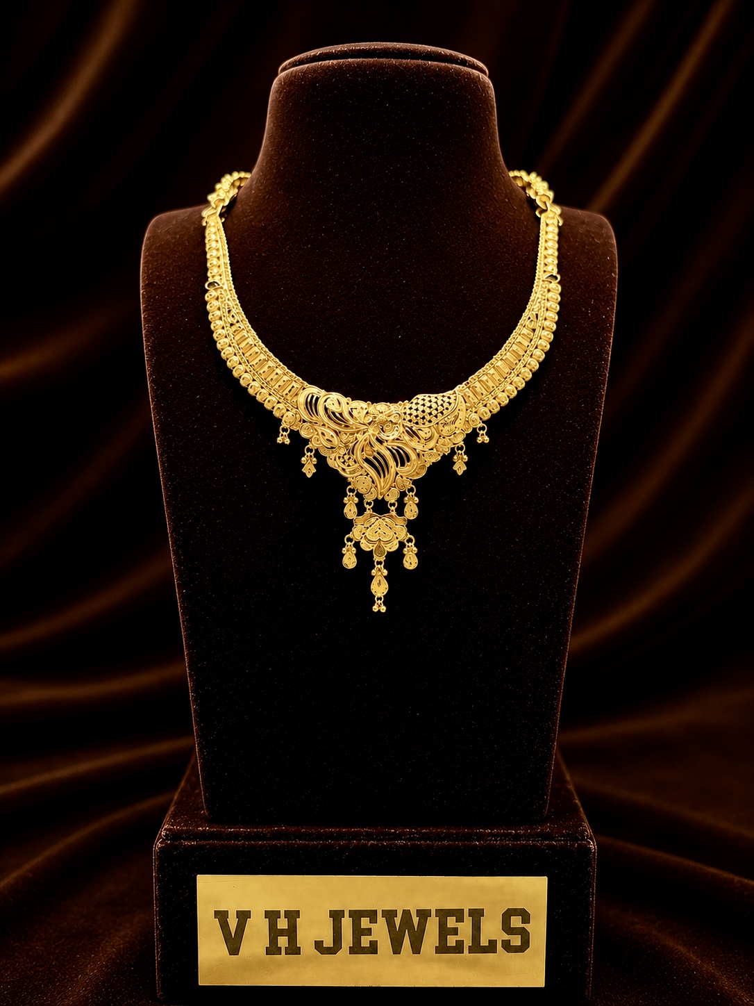 14.880 Gram Ornate 916 Gold Necklace for Women | VH Jewels