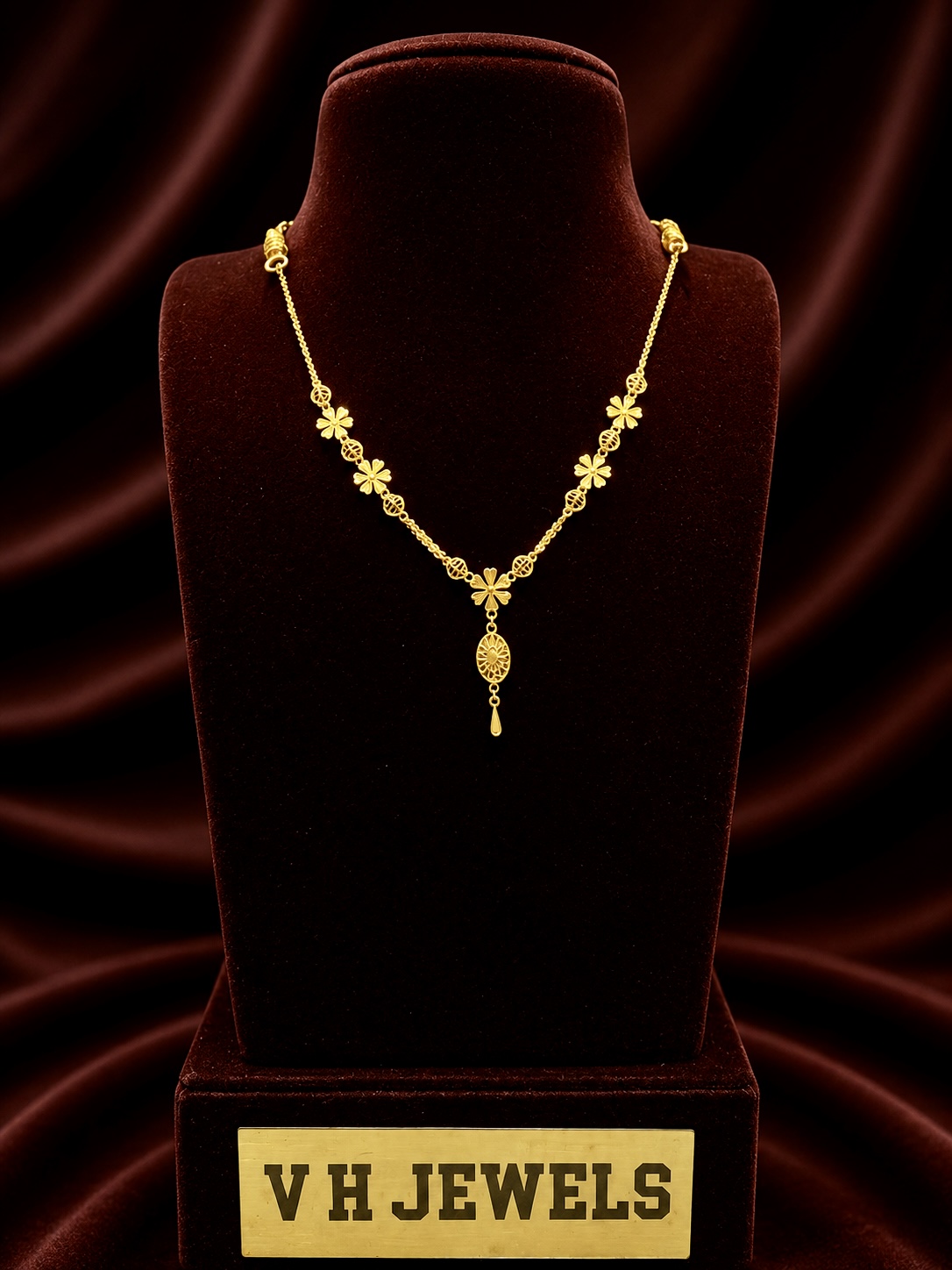 2.540 Gram Delicate 916 Gold Necklace for Women | VH Jewels