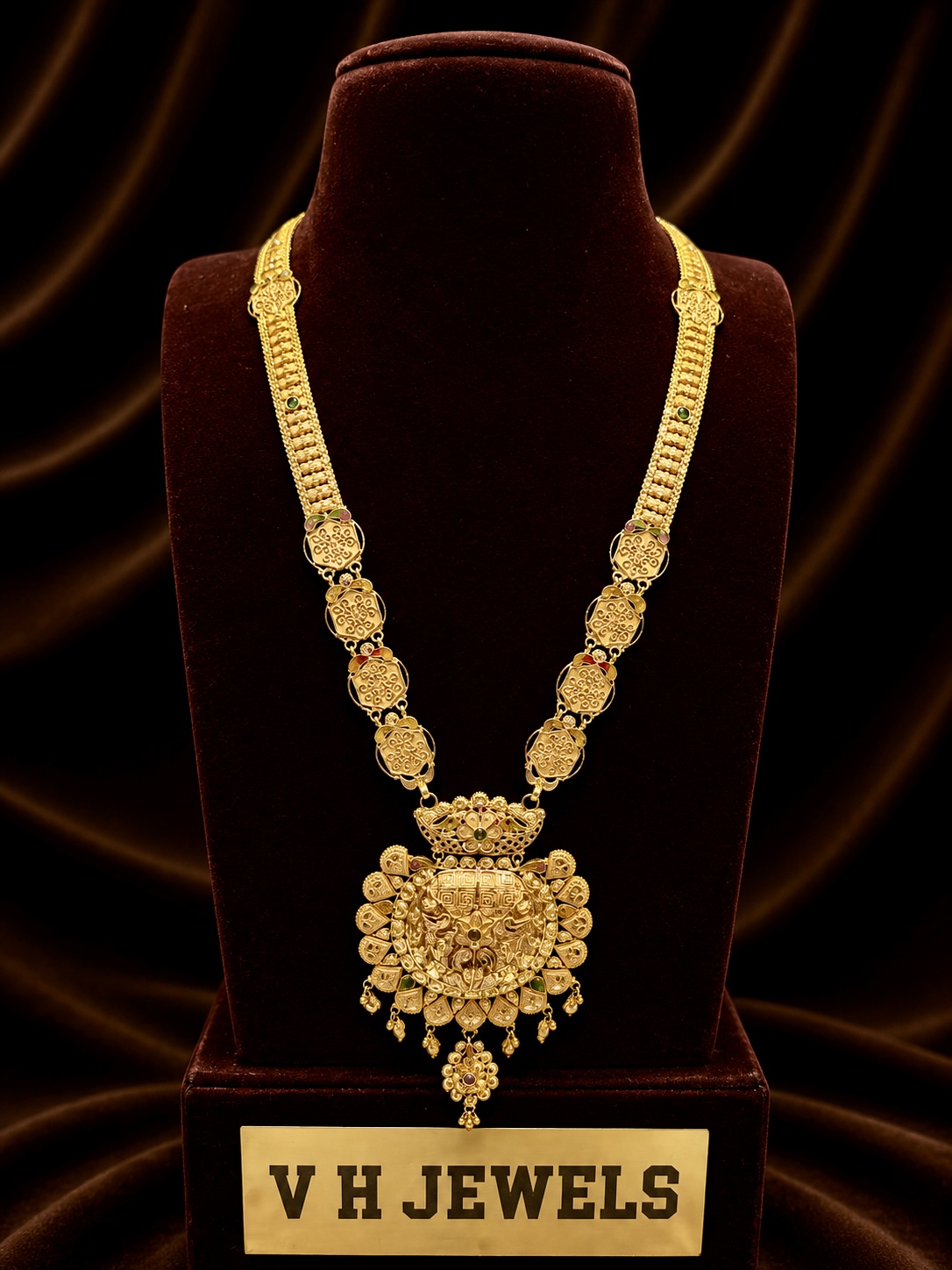 30.90 Gram Heavy Traditional 916 Gold Necklace for Women | VH Jewels