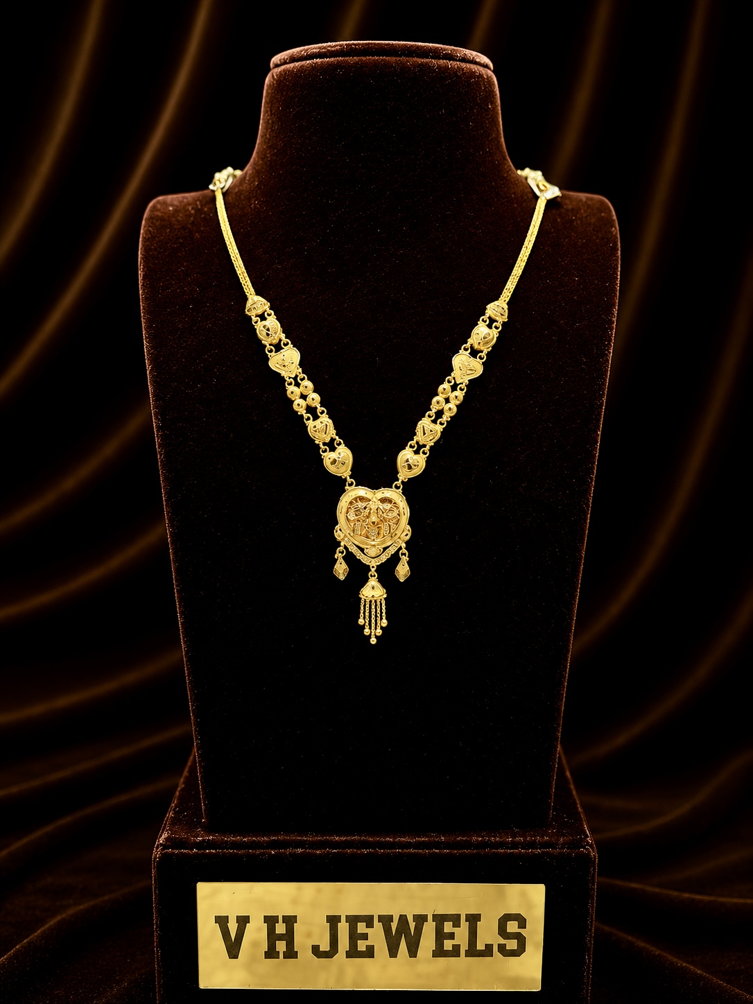 7.880 Gram Premium 916 Gold Necklace for Women | VH Jewels