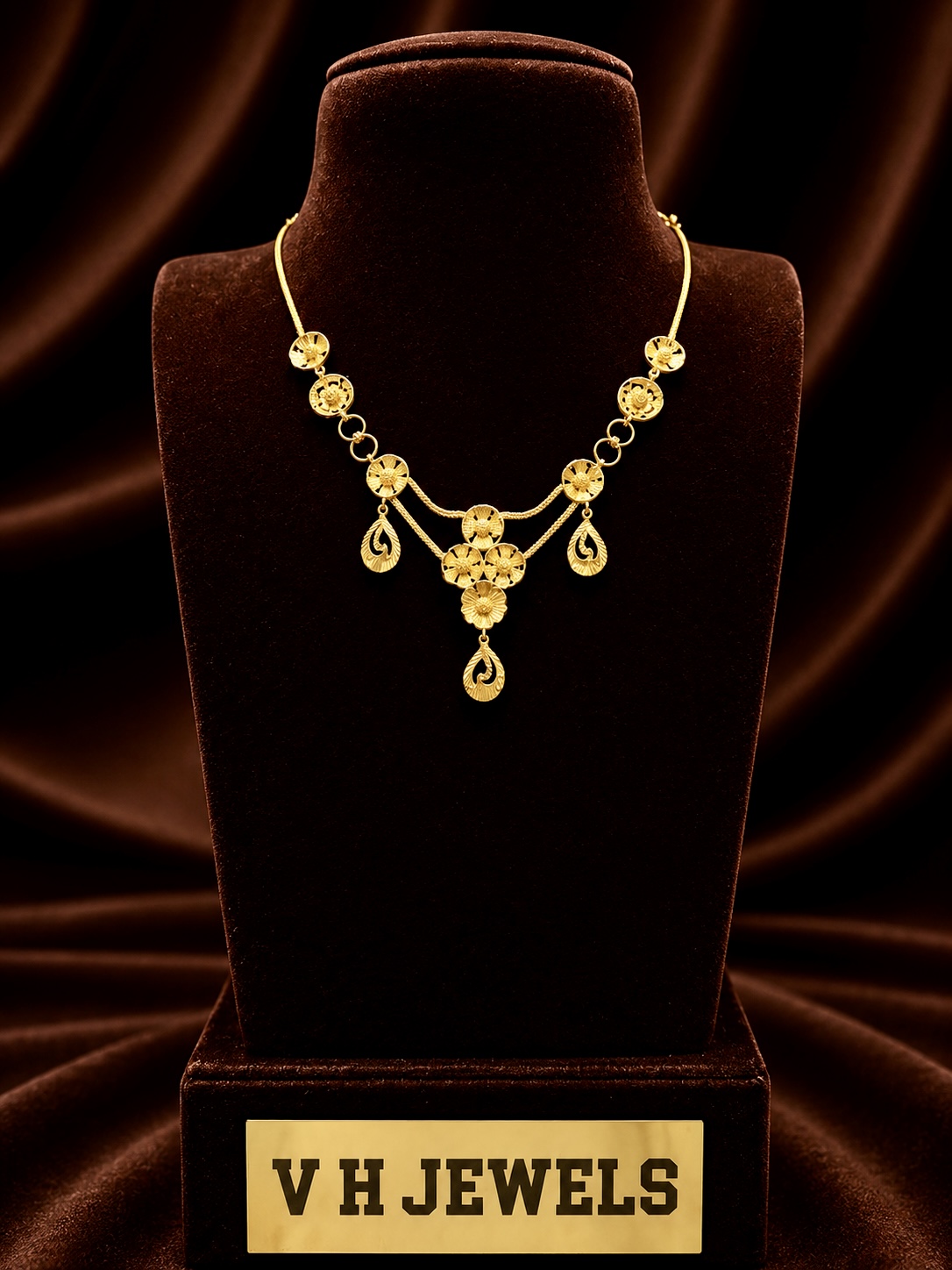 8.560 Gram Graceful 916 Gold Necklace for Women | VH Jewels