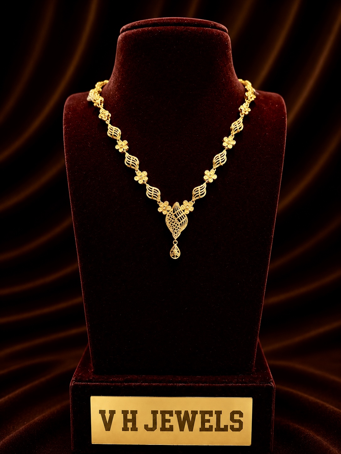 9.560 Gram Bridal 916 Gold Necklace for Women | VH Jewels